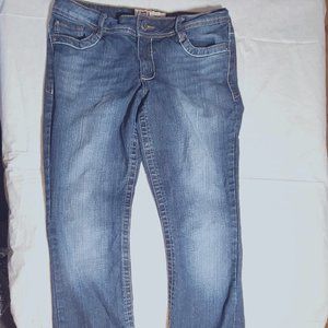 LEI  Ashley low rise boot cut jeans, size 9